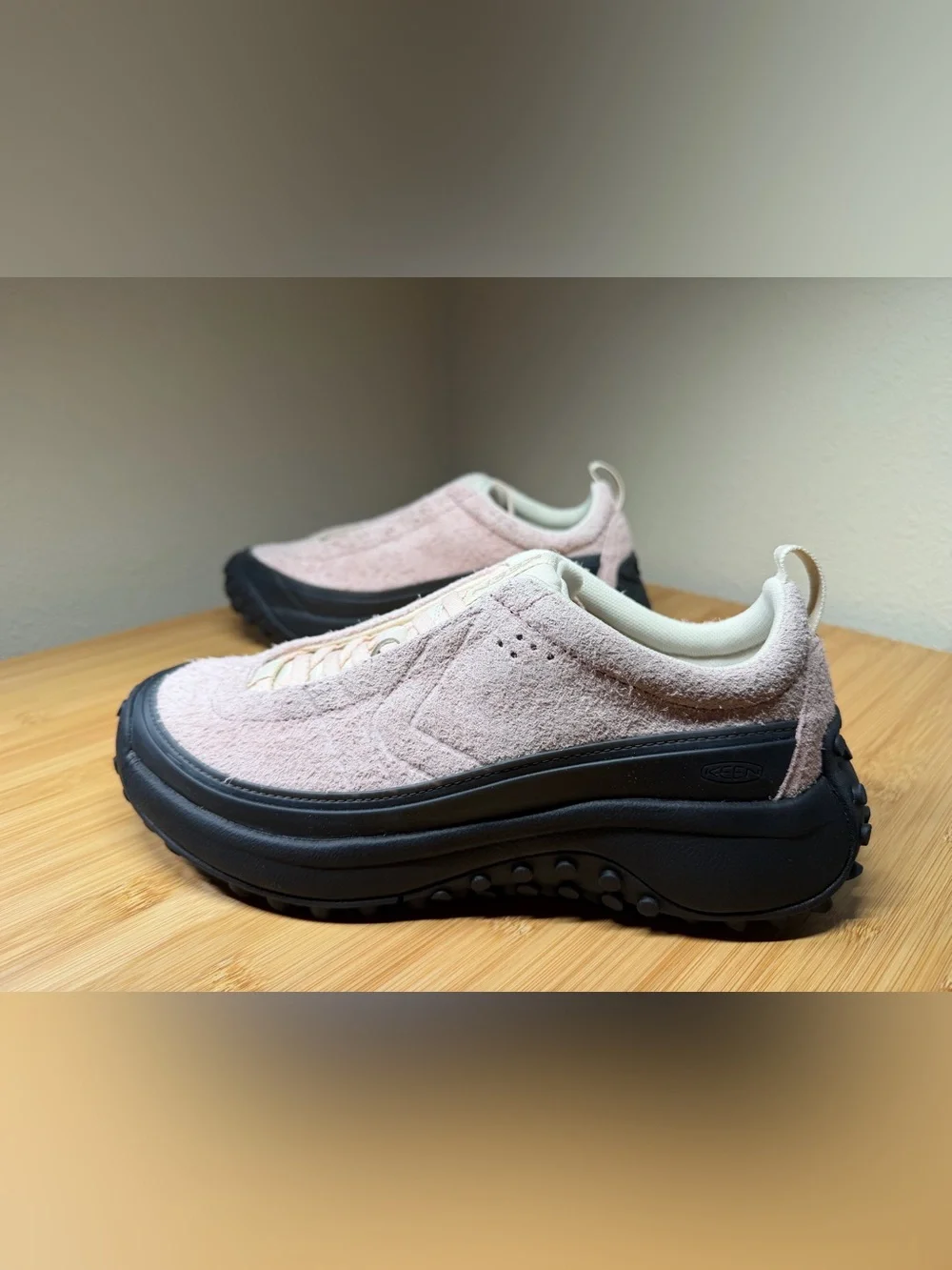 Keen KS Mino Women's Pink Black Sneakers Size 8 Cameo Rose Birch NIB Gorpcore